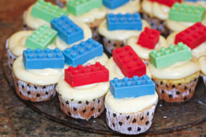 lego cupcakes